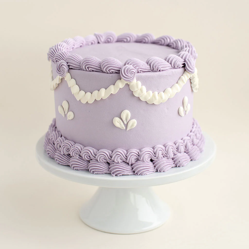 Bridgerton Cake - Image 2