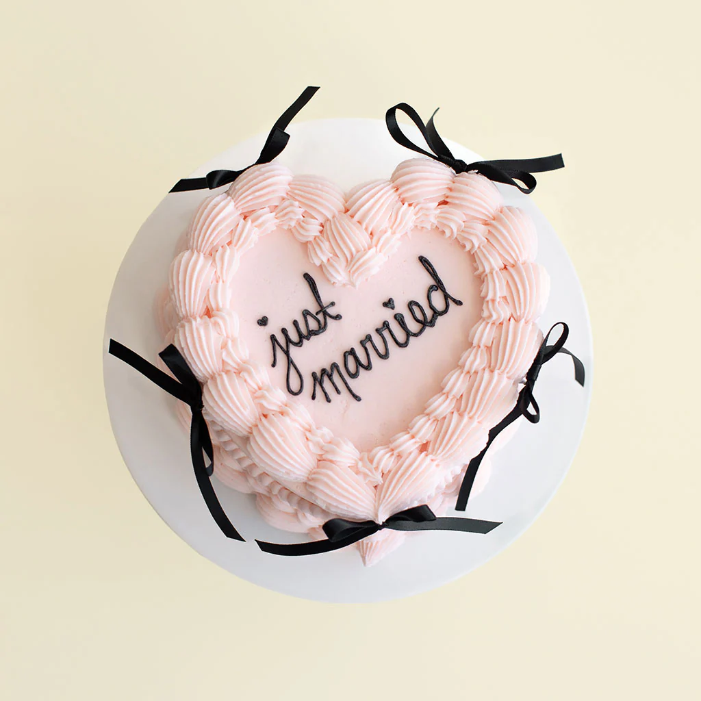 Heart Bow Cake - Image 3